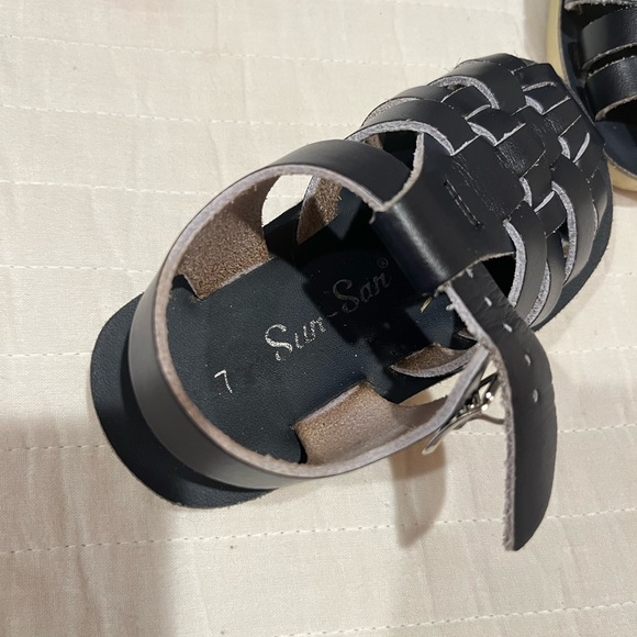 Sun San Sandals Size 7 - Picture 2 of 2